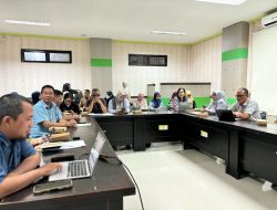 DKPPKB Sulbar Gelar Rapat Konsultasi Penyelarasan SPM Bidang Kesehatan Bersama Dinkes Mamasa