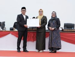 Paripurna DPRD Sulbar, Penyempurnaan APBD 2026 Diserahkan dan Pembahasan Perubahan APBD Berlanjut